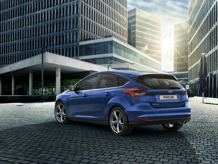  Ford Focus 2015 года  (фото 2 из 4)